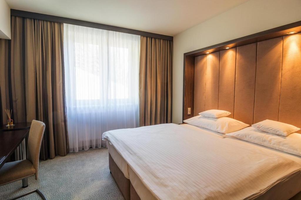 Spa Hotel Lanterna Velké Karlovice Extérieur photo